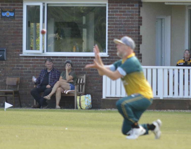  Andrew Hay - making a catch look easy at Treleet